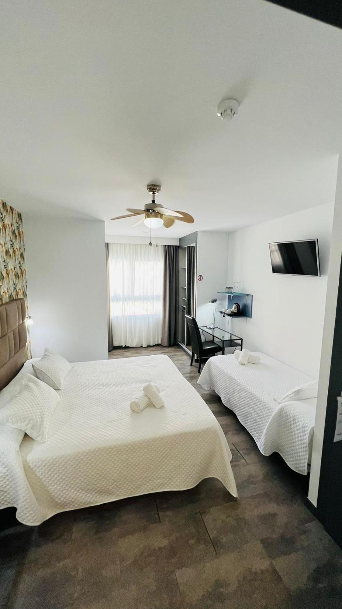 Bajondillo Beach Cozy Inns (Adults Only) Torremolinos Eksteriør billede